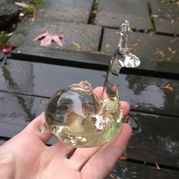 Clear Art Glass Snail Figurine Paperweight - Picture 2 of 16